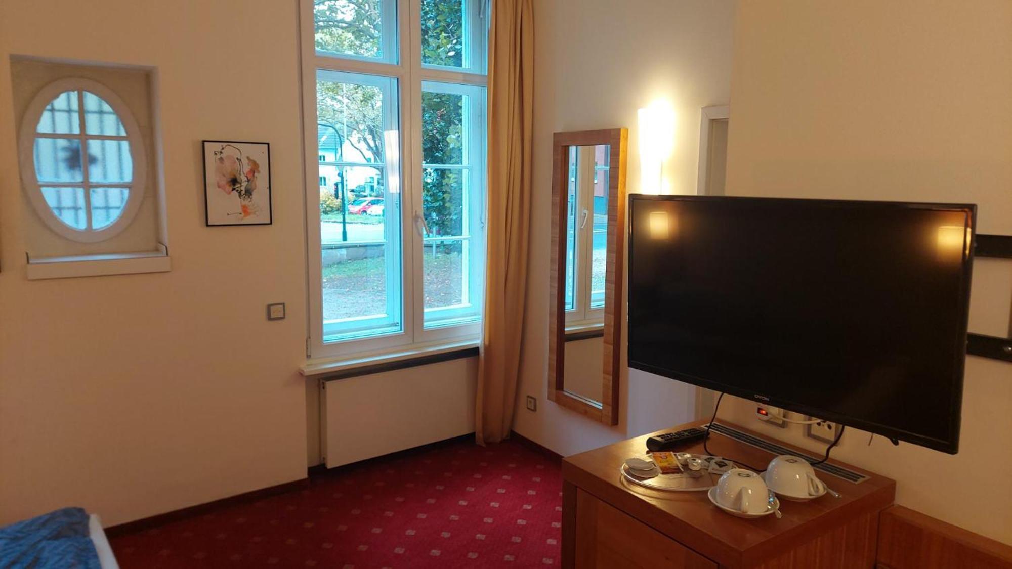 Die Villa, Zimmer 17, Dz Leverkusen Exterior foto